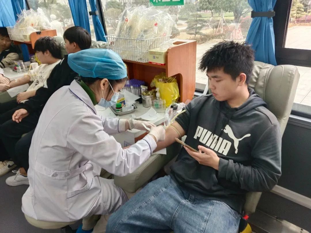 88b21389574158f3aa4ef52d3c623a4.jpg 图片