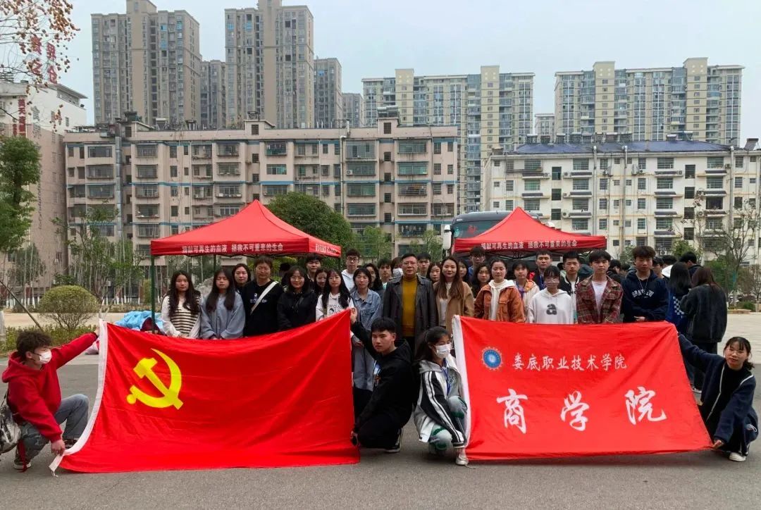 369dca9f37cf54f4bf91c2543798cd2.jpg 图片